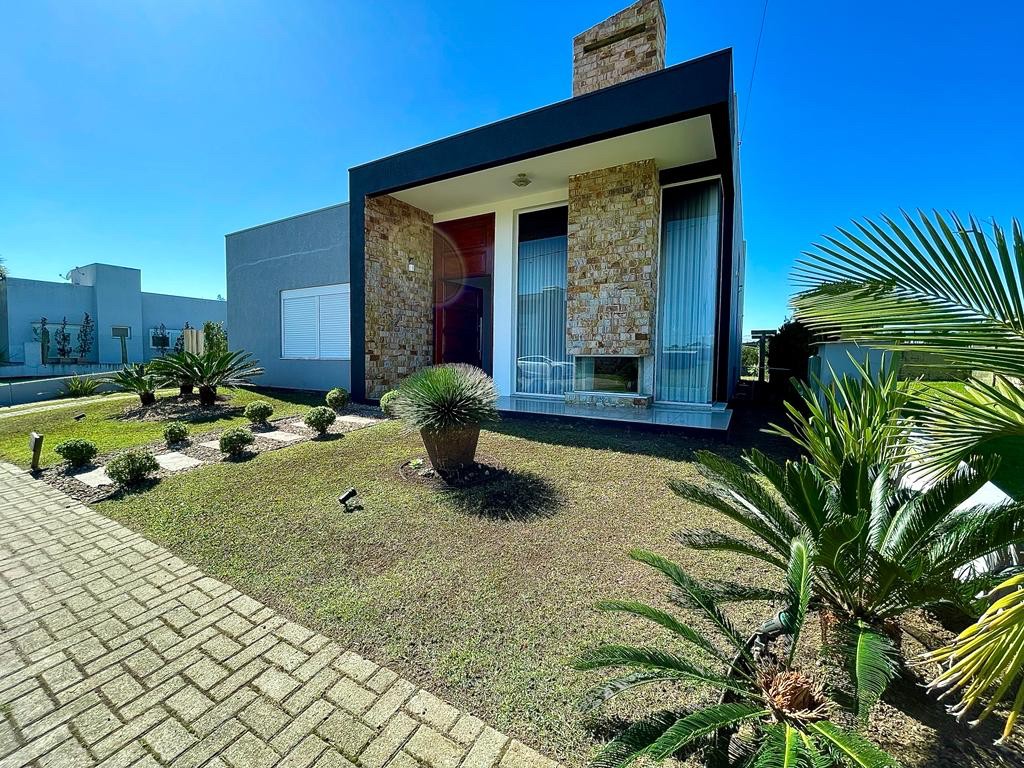 Casa De Condomínio 3 dormitórios para aluguel, Araça em Capão da Canoa | Ref.: 256