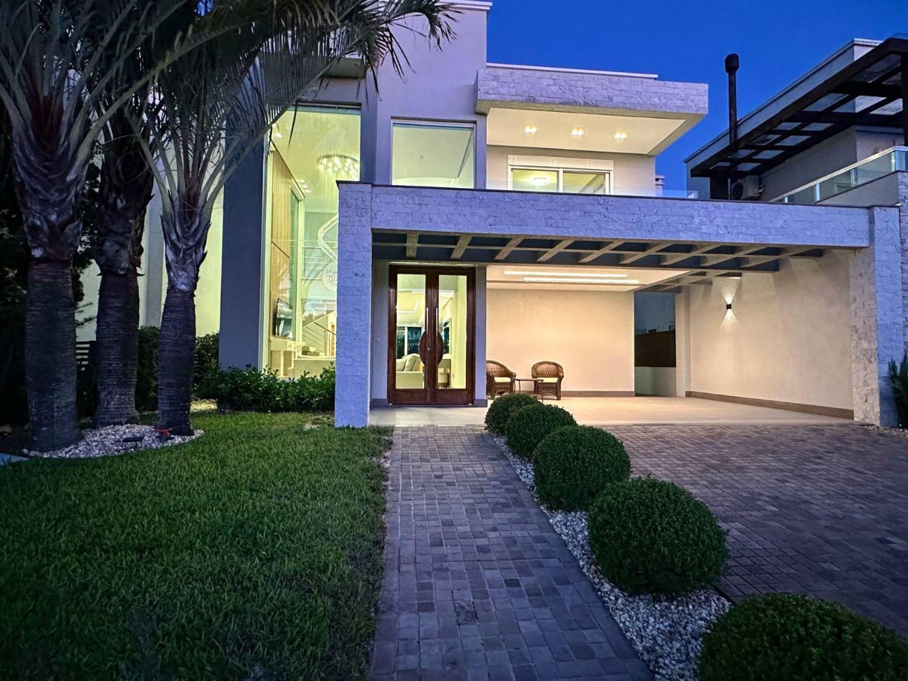 Sobrado 4 dormitórios para aluguel, Zona Nova em Capão da Canoa | Ref.: 263