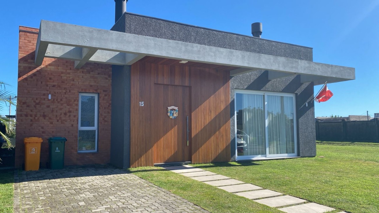 Casa 4 dormitórios para venda, Araça em Capão da Canoa | Ref.: 30