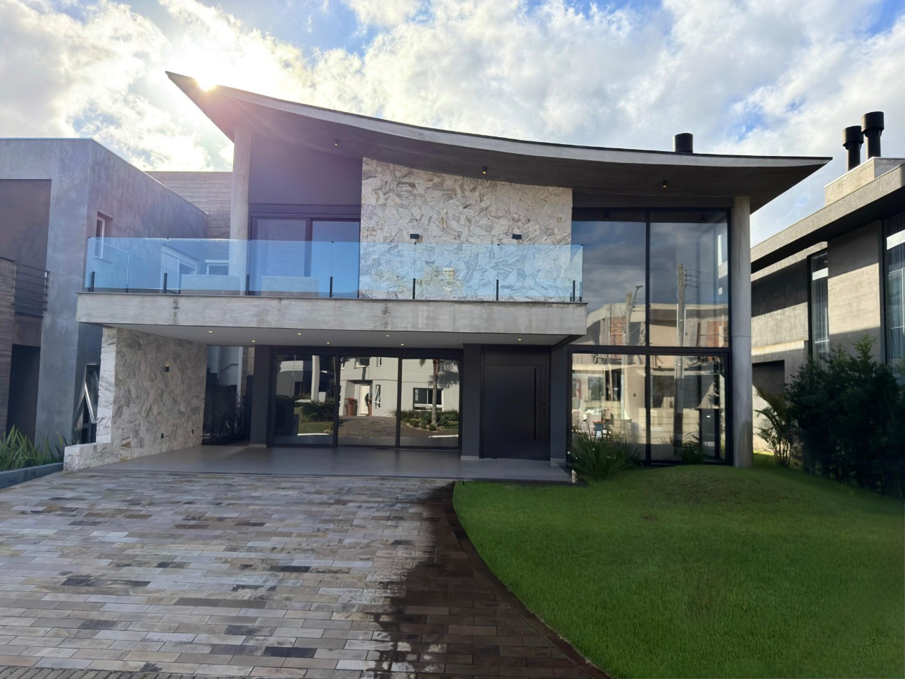 Casa 5 dormitórios para venda, Zona Nova em Capão da Canoa | Ref.: 496