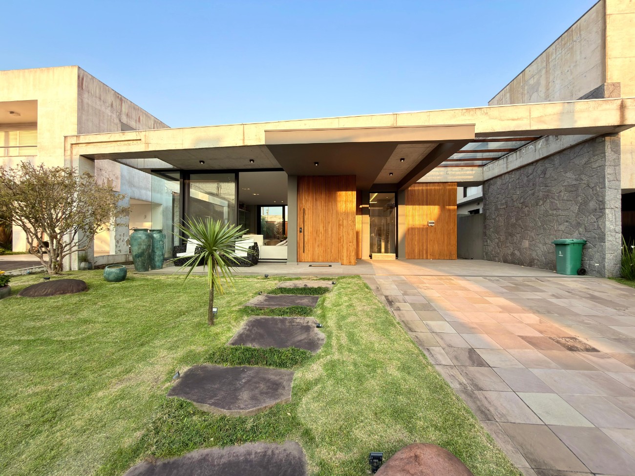 Casa De Condomínio 4 dormitórios para aluguel, Zona Nova em Capão da Canoa | Ref.: 654